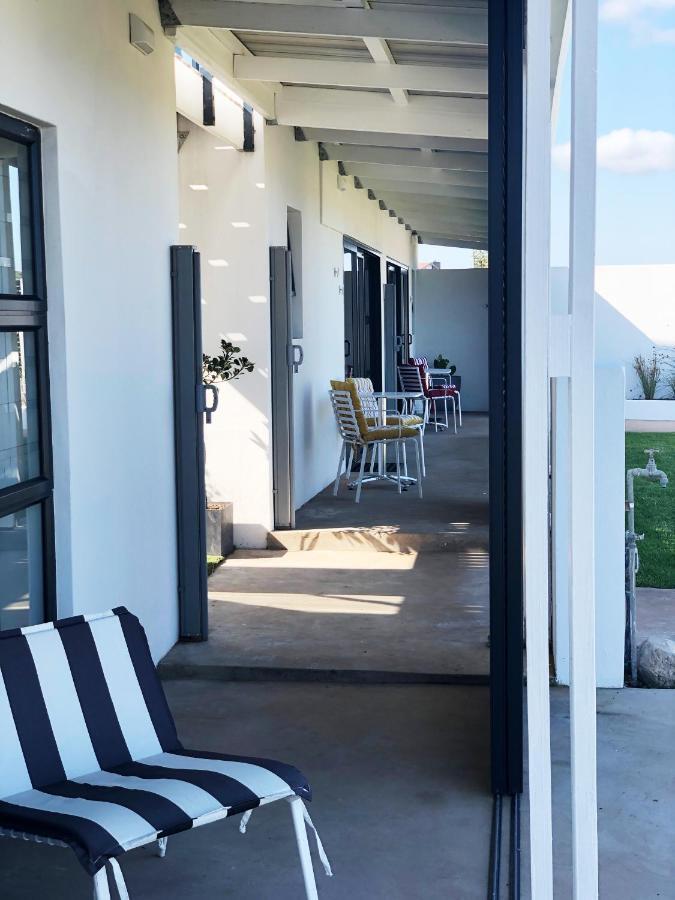 Karee Manor Guesthouse Stilbaai Exterior foto