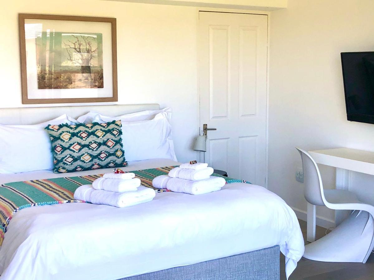 Karee Manor Guesthouse Stilbaai Exterior foto