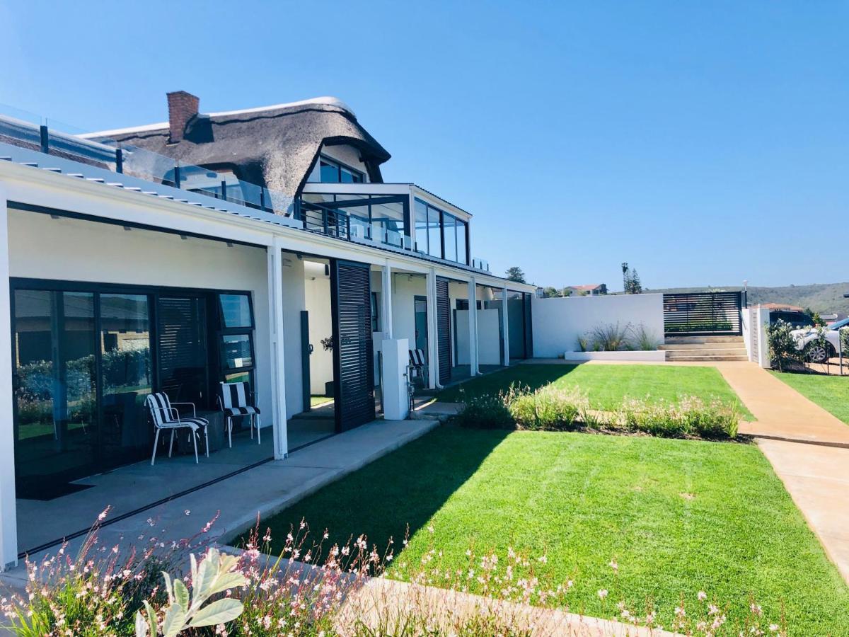 Karee Manor Guesthouse Stilbaai Exterior foto