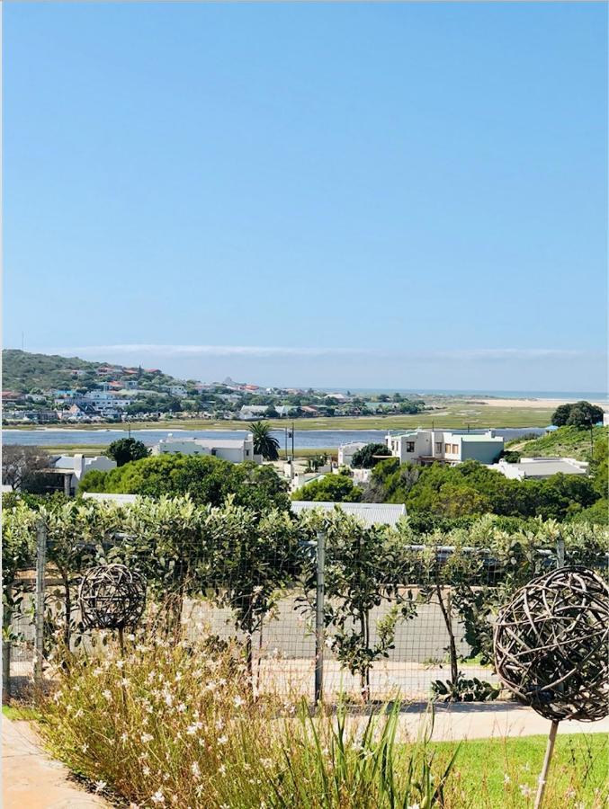 Karee Manor Guesthouse Stilbaai Exterior foto